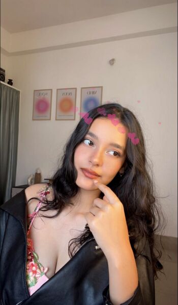 Sakshi pandey page leaked private photo uncensored HD quality