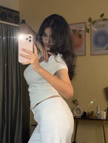 Sakshi pandey page leaked private photo uncensored HD quality