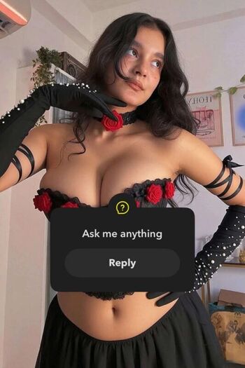 Sakshi pandey page leaked private photo uncensored HD quality