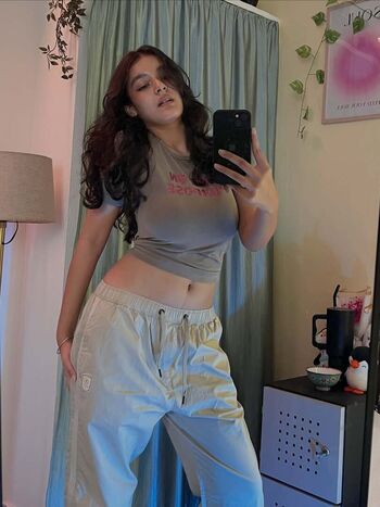 Sakshi pandey leaked private photo uncensored HD quality