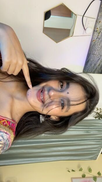 Sakshi pandey leaked private photo uncensored HD quality