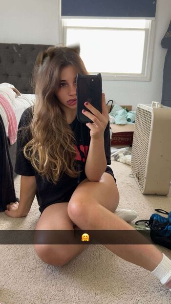 Sara dobrik page leaked private photo uncensored HD quality