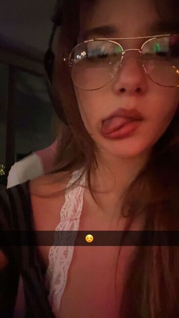 Sara dobrik page leaked private photo uncensored HD quality