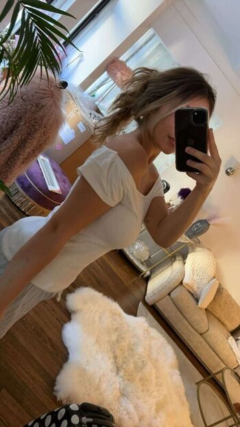 Sara dobrik page leaked private photo uncensored HD quality