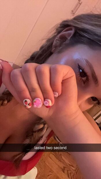 Sara dobrik page leaked private photo uncensored HD quality