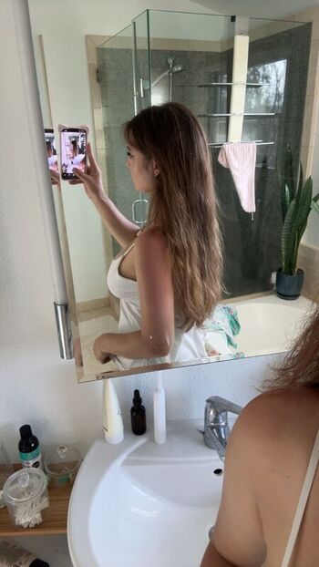 Sara dobrik leaked private photo uncensored HD quality