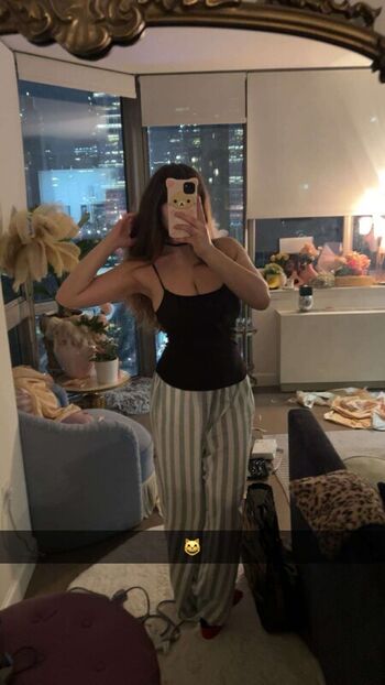 Sara dobrik leaked private photo uncensored HD quality