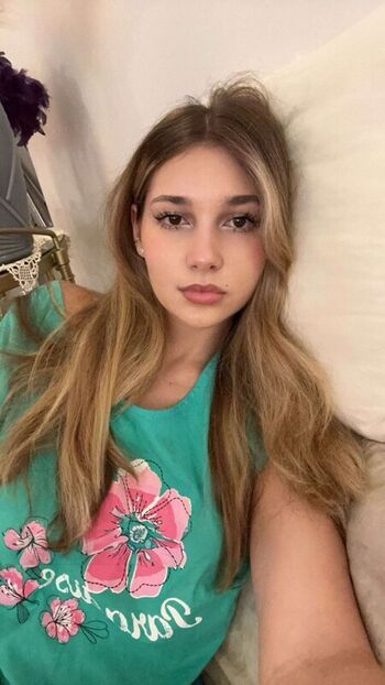 Sara dobrik page leaked private photo uncensored HD quality