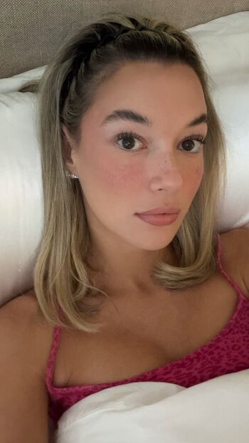 Sarahfuckingsnyder leaked private photo uncensored HD quality