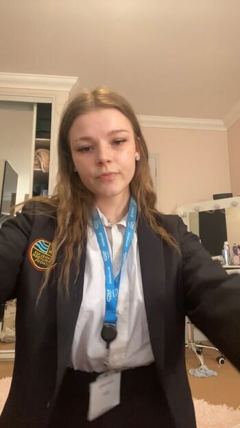 Schoolgirl leaked private photo uncensored HD quality