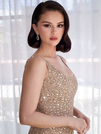 Selena gomez  page leaked private photo uncensored HD quality