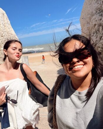 Selena gomez  page leaked private photo uncensored HD quality