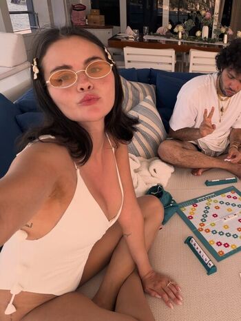 Selena gomez  page leaked private photo uncensored HD quality