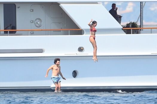 Selena gomez leaked private photo uncensored HD quality