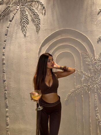 Shambhavi singh leaked private photo uncensored HD quality