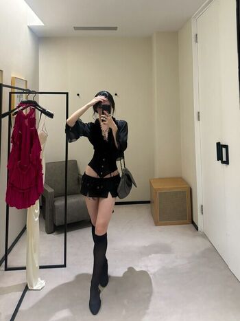 Shirlizleee leaked private photo uncensored HD quality