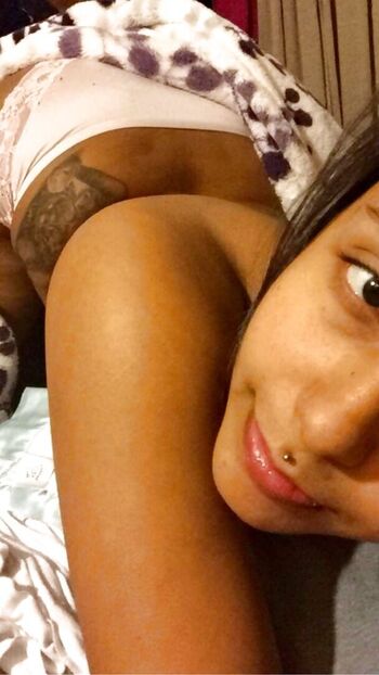 Show your girlfriend page leaked private photo uncensored HD quality