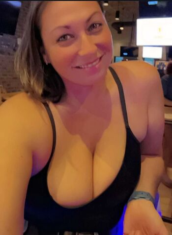 Show your girlfriend page leaked private photo uncensored HD quality