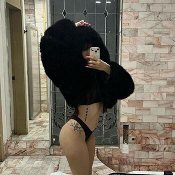 Six sex page leaked private photo uncensored HD quality