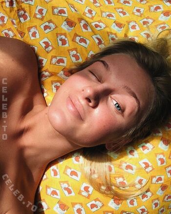 Slimladysashka leaked private photo uncensored HD quality
