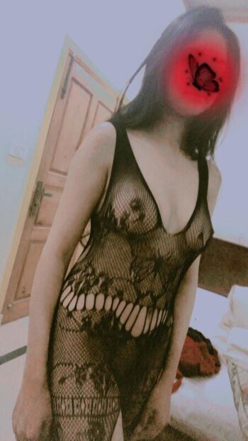 Slutty ayesha leaked private photo uncensored HD quality