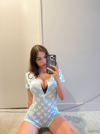 Sophie mudd  page leaked private photo uncensored HD quality