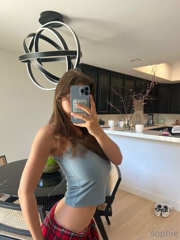 Sophie mudd  page leaked private photo uncensored HD quality
