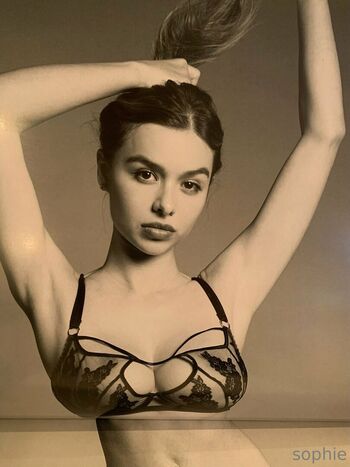 Sophie mudd  page leaked private photo uncensored HD quality