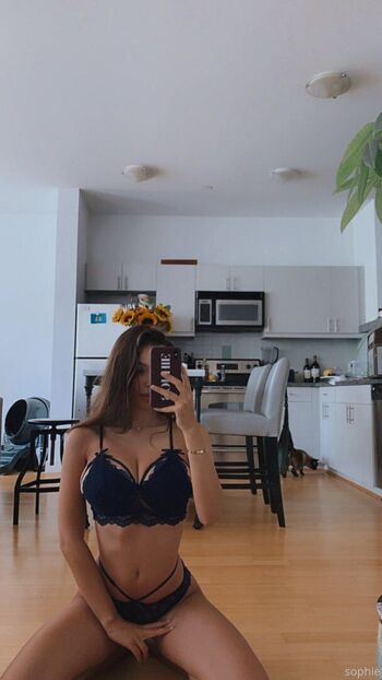 Sophie mudd  page leaked private photo uncensored HD quality