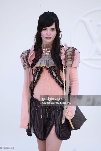 Sophie thatcher leaked private photo uncensored HD quality