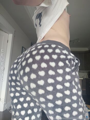 Spoiledbratcat page leaked private photo uncensored HD quality