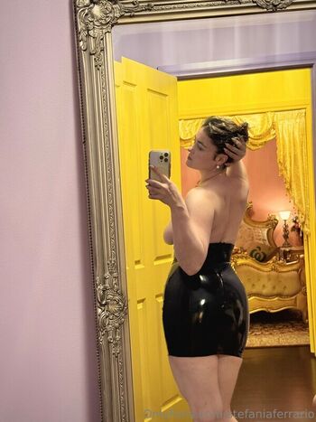 Stefania ferrario  page leaked private photo uncensored HD quality