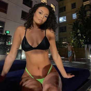 Stephhnextdoor leaked private photo uncensored HD quality