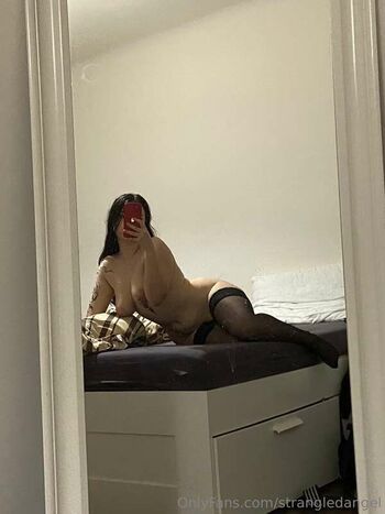 Strangledangel page leaked private photo uncensored HD quality