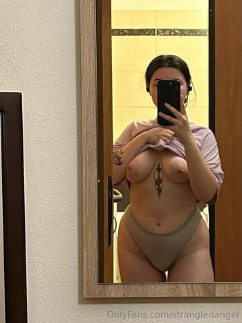 Strangledangel leaked private photo uncensored HD quality