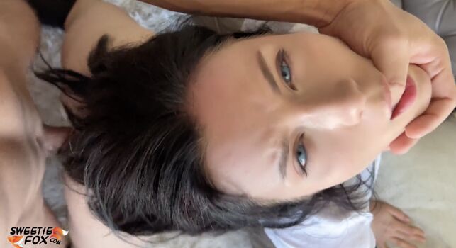 Sweetie fox  page leaked private photo uncensored HD quality