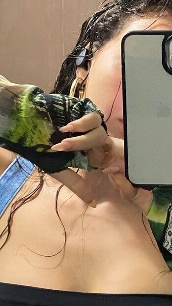 Tanriverdinazlican leaked private photo uncensored HD quality