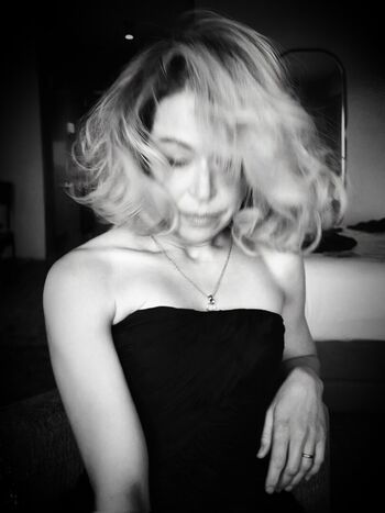 Tatiana maslany leaked private photo uncensored HD quality