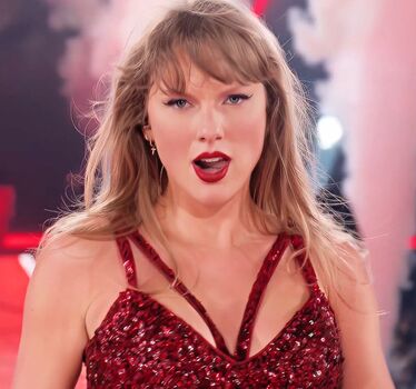 Taylor swift  page leaked private photo uncensored HD quality