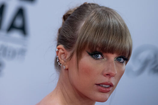 Taylor swift  page leaked private photo uncensored HD quality