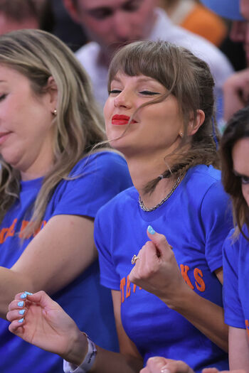 Taylor swift  page leaked private photo uncensored HD quality
