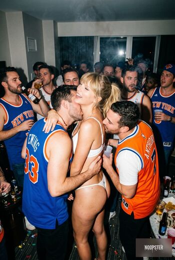 Taylor swift  page leaked private photo uncensored HD quality