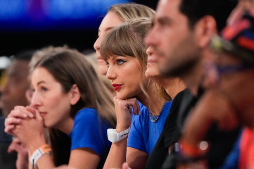 Taylor swift  page leaked private photo uncensored HD quality