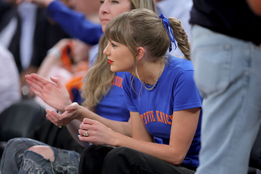Taylor swift  page leaked private photo uncensored HD quality