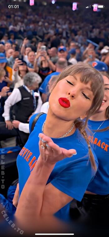 Taylor swift  page leaked private photo uncensored HD quality