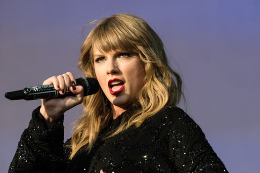 Taylor swift  page leaked private photo uncensored HD quality