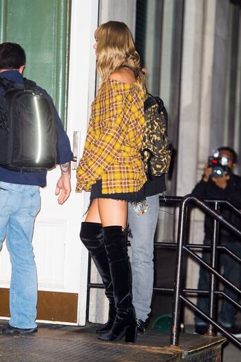 Taylor swift leaked private photo uncensored HD quality