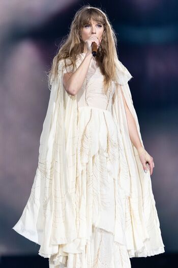 Taylor swift  page leaked private photo uncensored HD quality