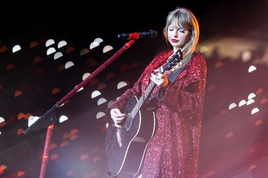 Taylor swift  page leaked private photo uncensored HD quality