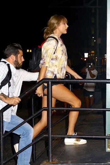 Taylor swift  page leaked private photo uncensored HD quality